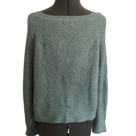 Ruby Moon Sea Foam Green Scoop Neck Sweater Size Medium - Picture 3 of 7
